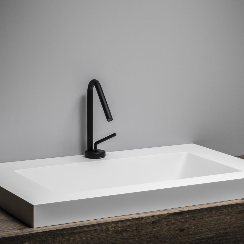 TOPCUSTOM - IL MATERIALE - DESIGN DEMOCRATICO TOPCUSTOM - IL MATERIALE - DESIGN DEMOCRATICO