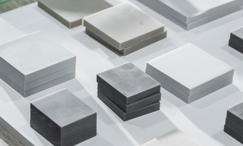 TOPCUSTOM - IL MATERIALE - NON SOLO BIANCO TOPCUSTOM - IL MATERIALE - NON SOLO BIANCO